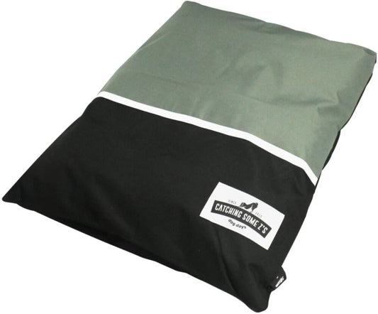 Dogs life catching zzz grey med